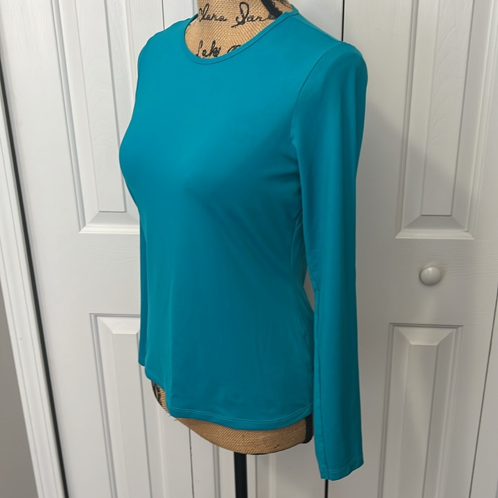 LL Bean Turquoise Rash Guard - Picture 3 of 10